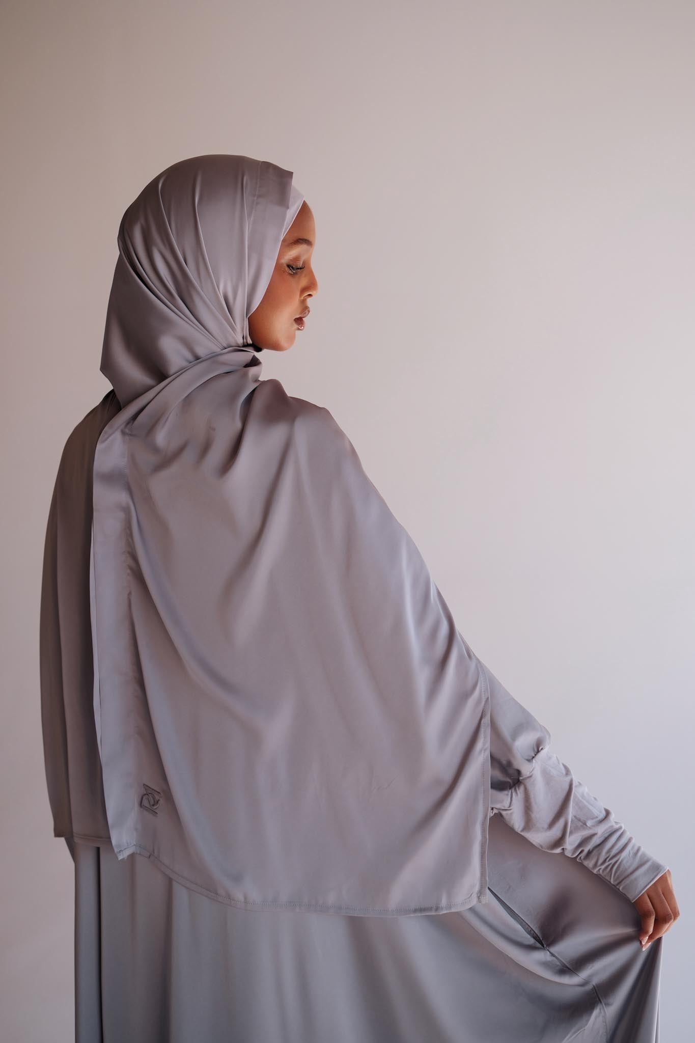 Asha - Prayer Gown