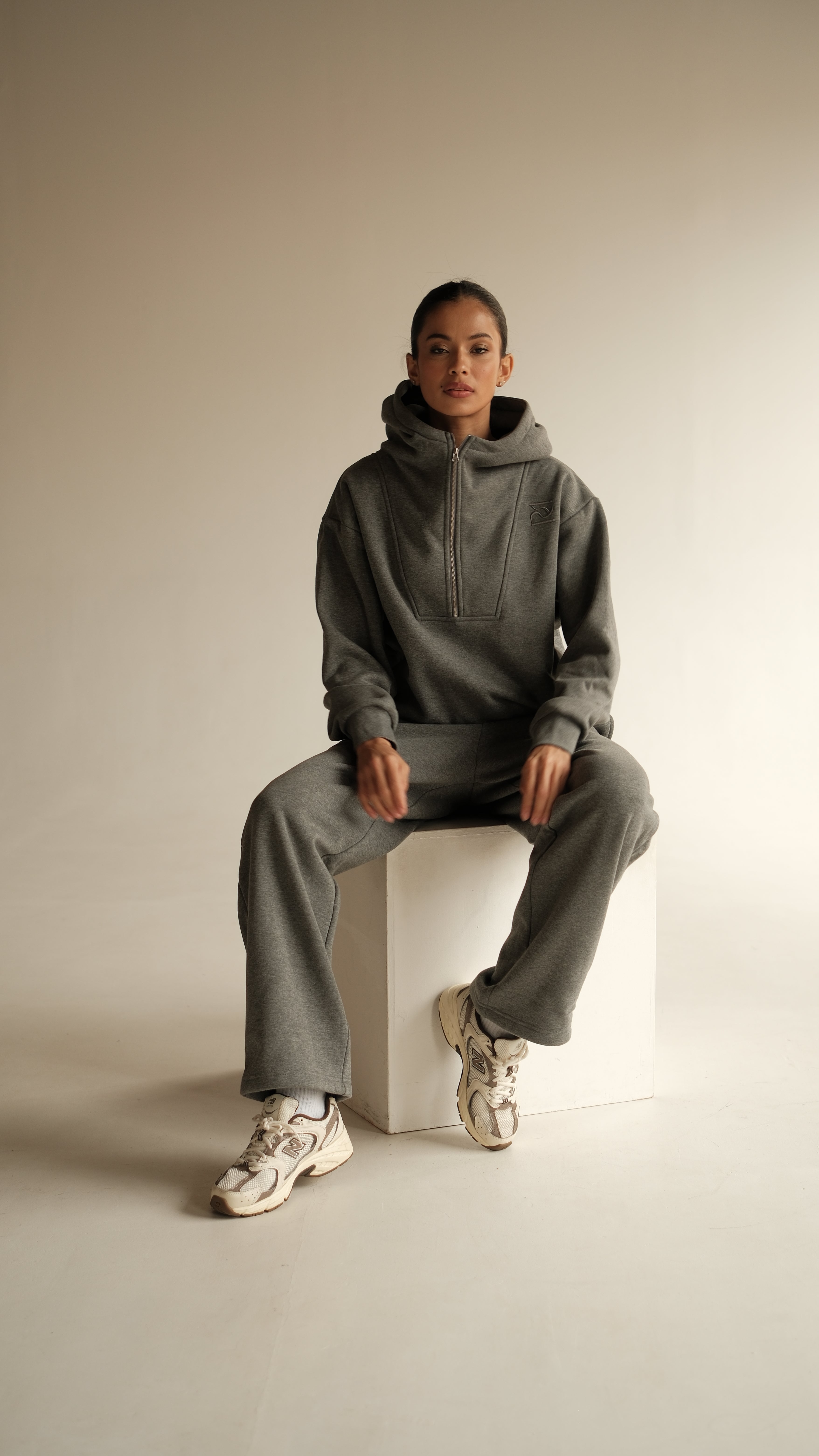 FOG SIGNATURE CLASSIC HOODIE
