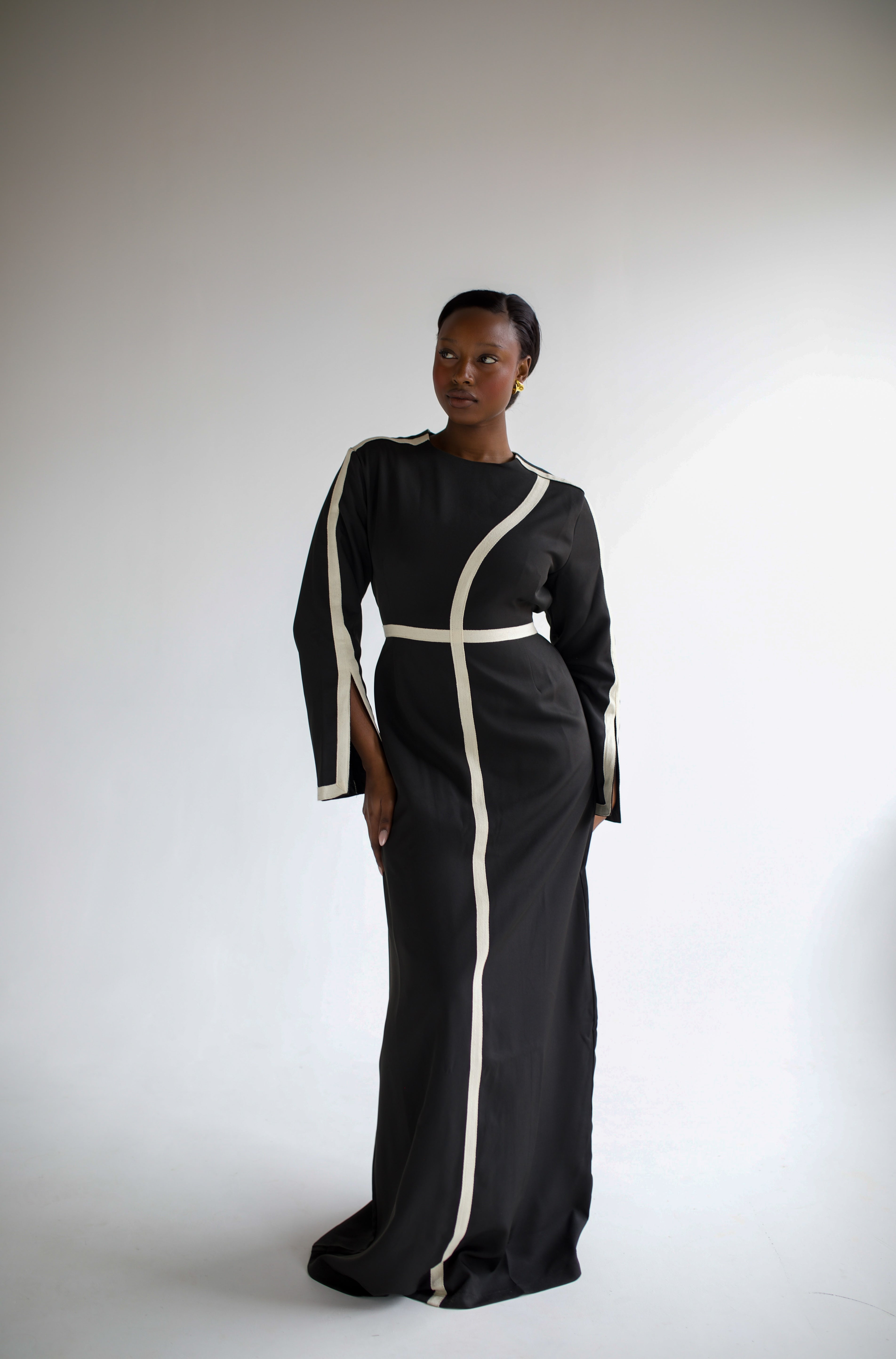 Eumri Dress- Black