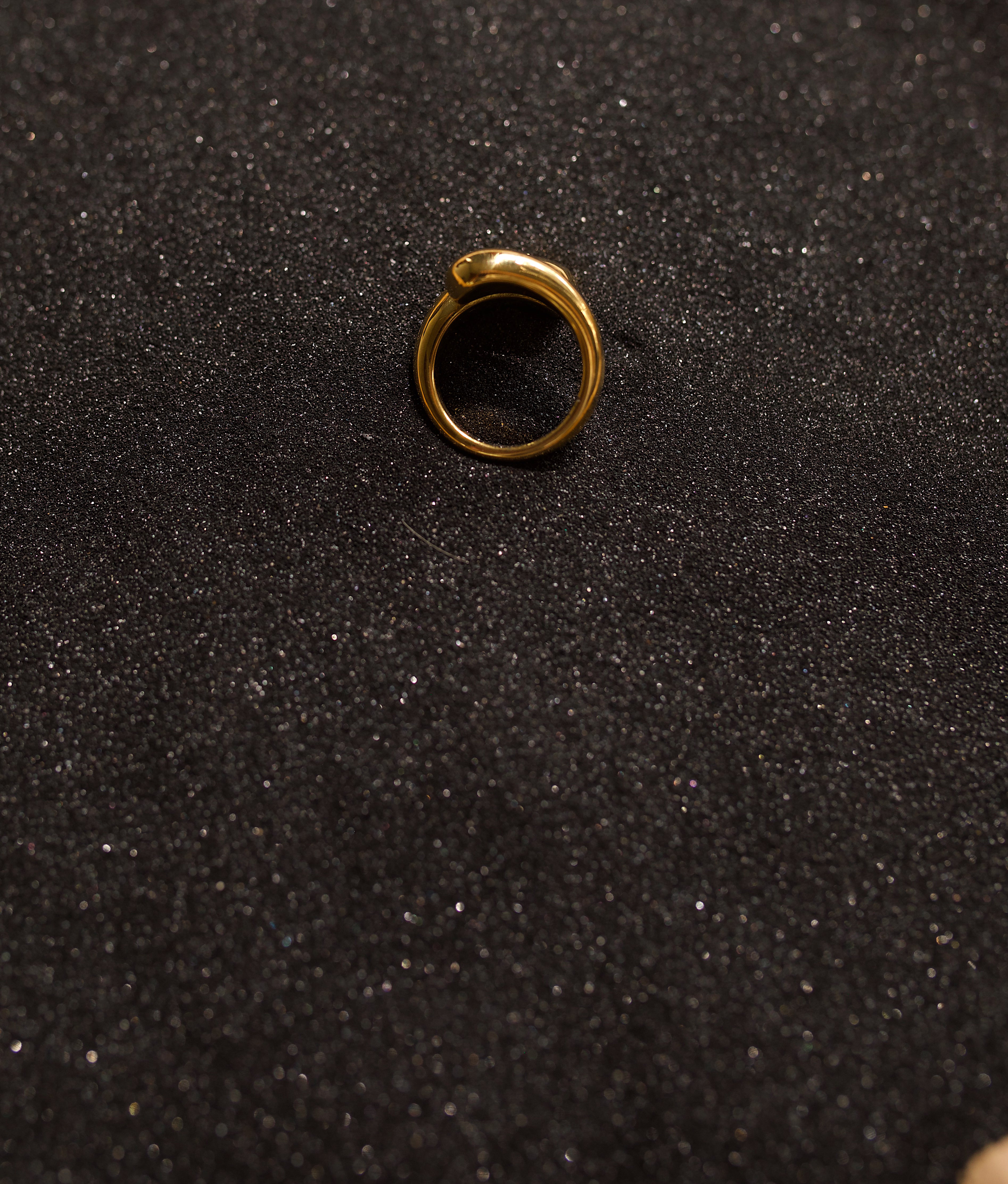 VEA Ring