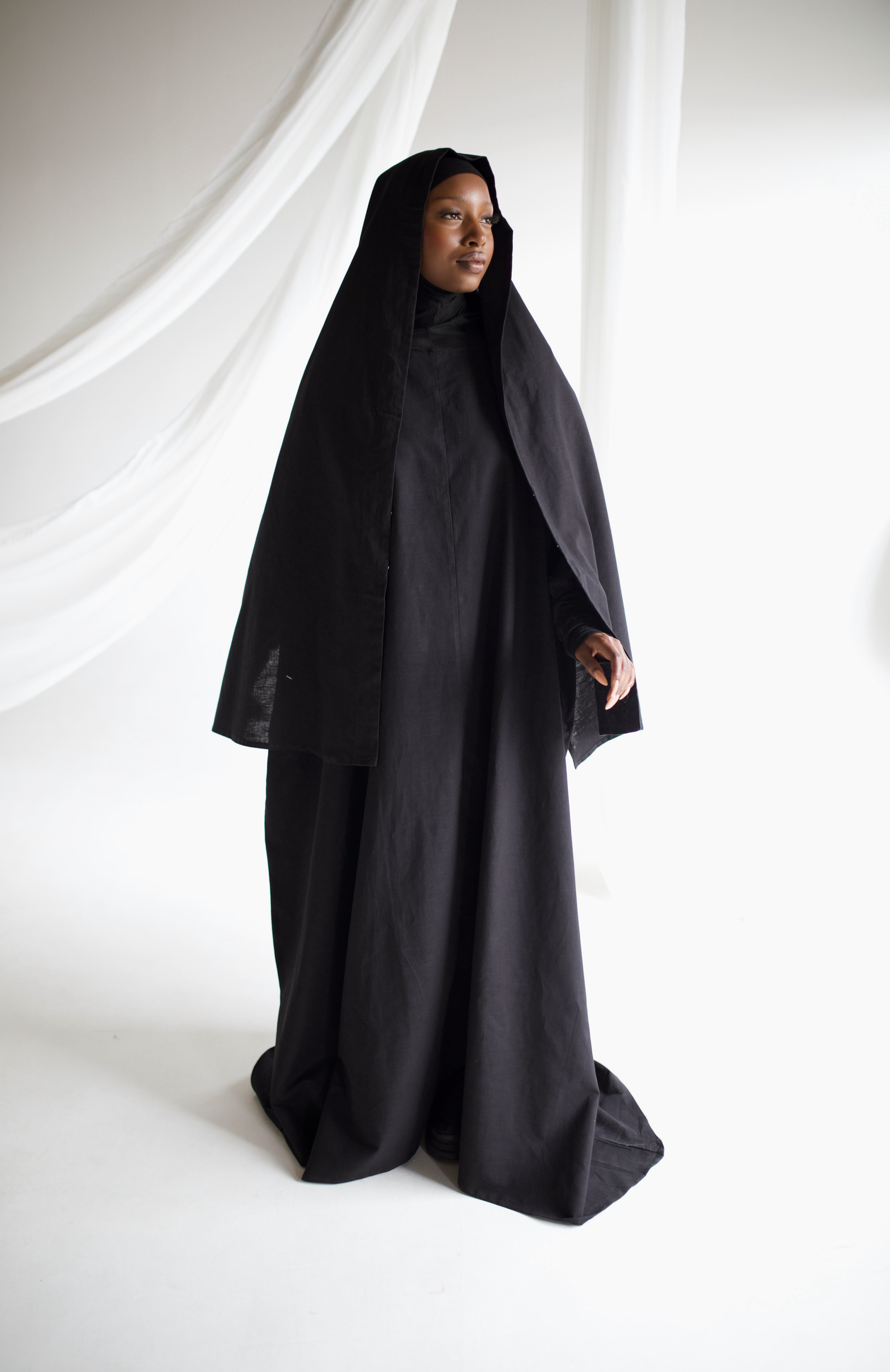 Black Linen Prayer Gown