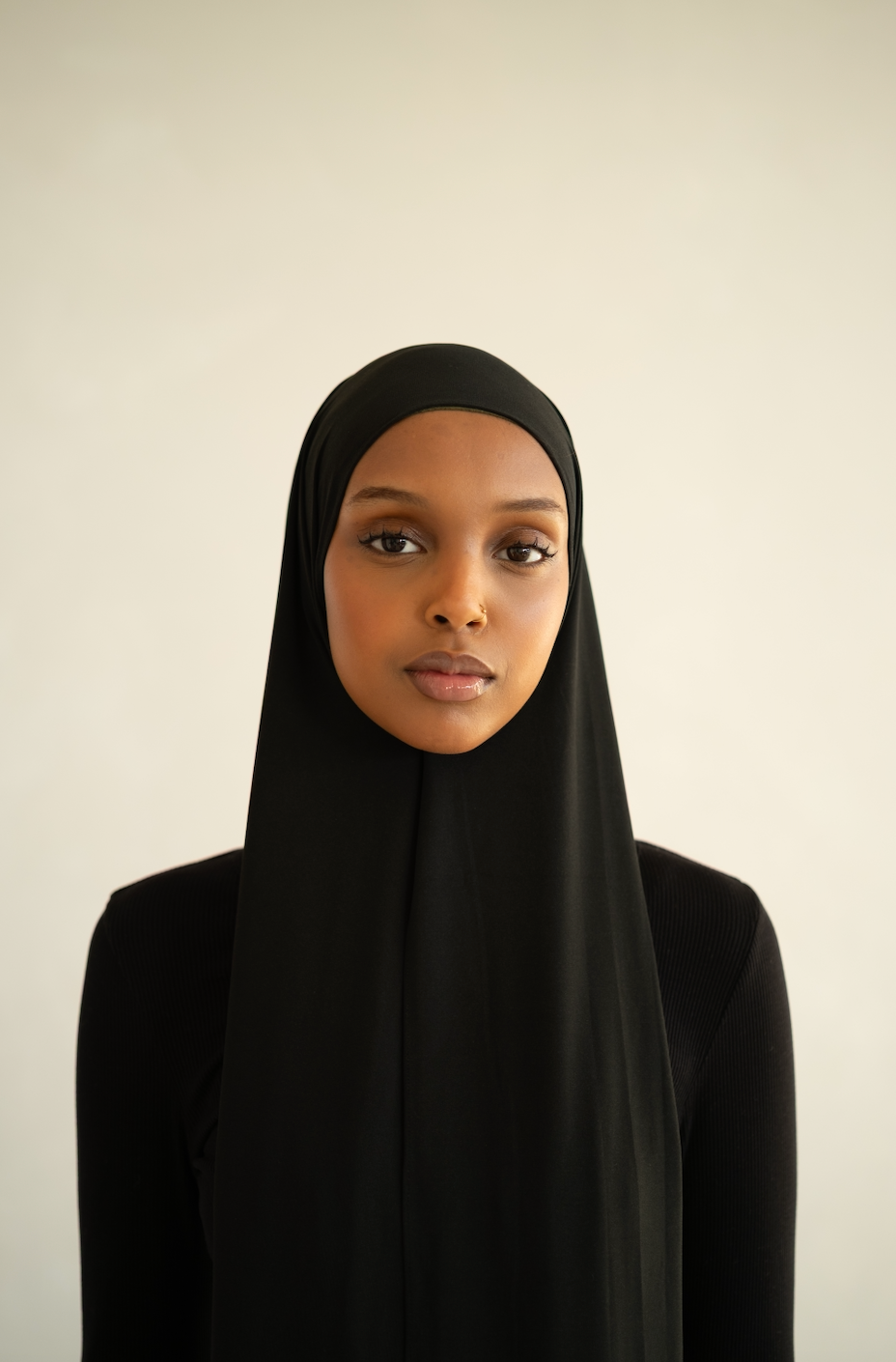 DEEP BLACK SMOOTH FLUID JERSEY HIJAB