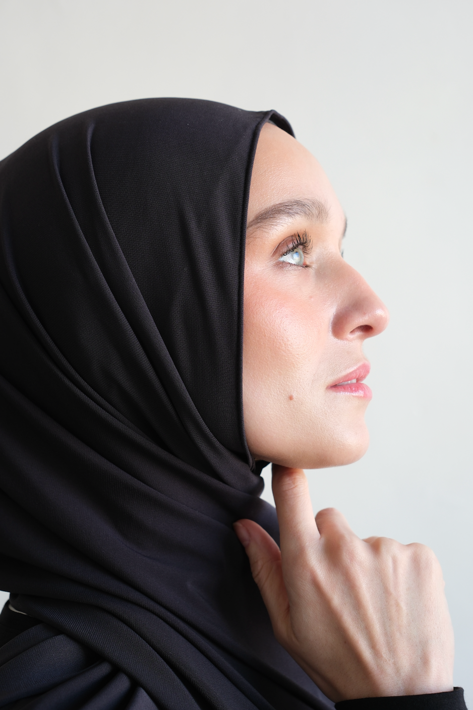 CARBON VELVET SMOOTH FLUID JERSEY HIJAB