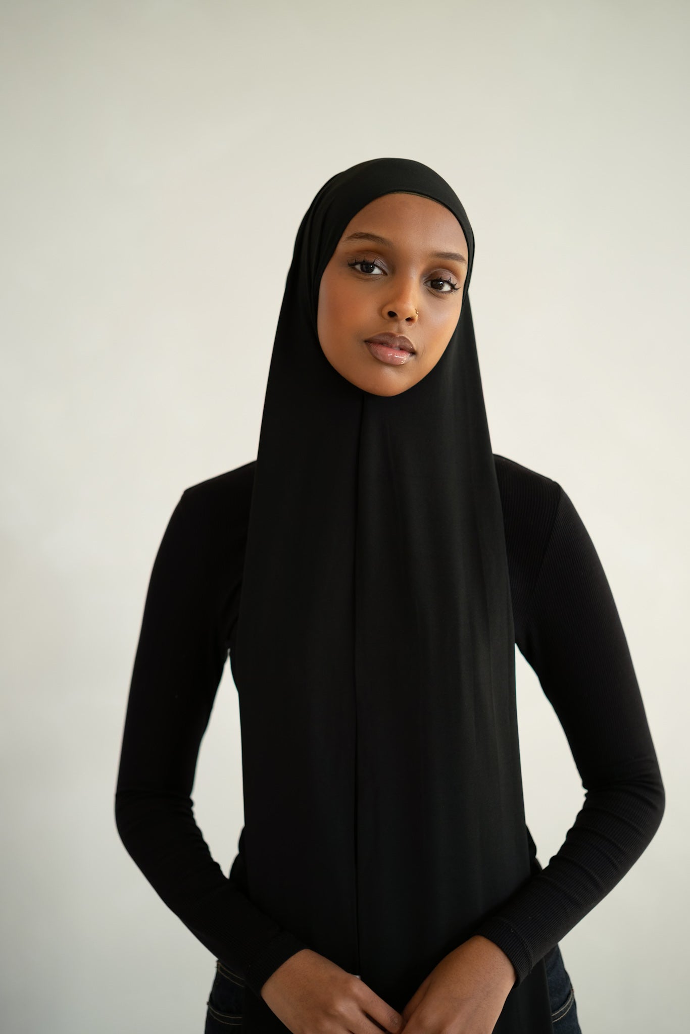 DEEP BLACK SMOOTH FLUID JERSEY HIJAB